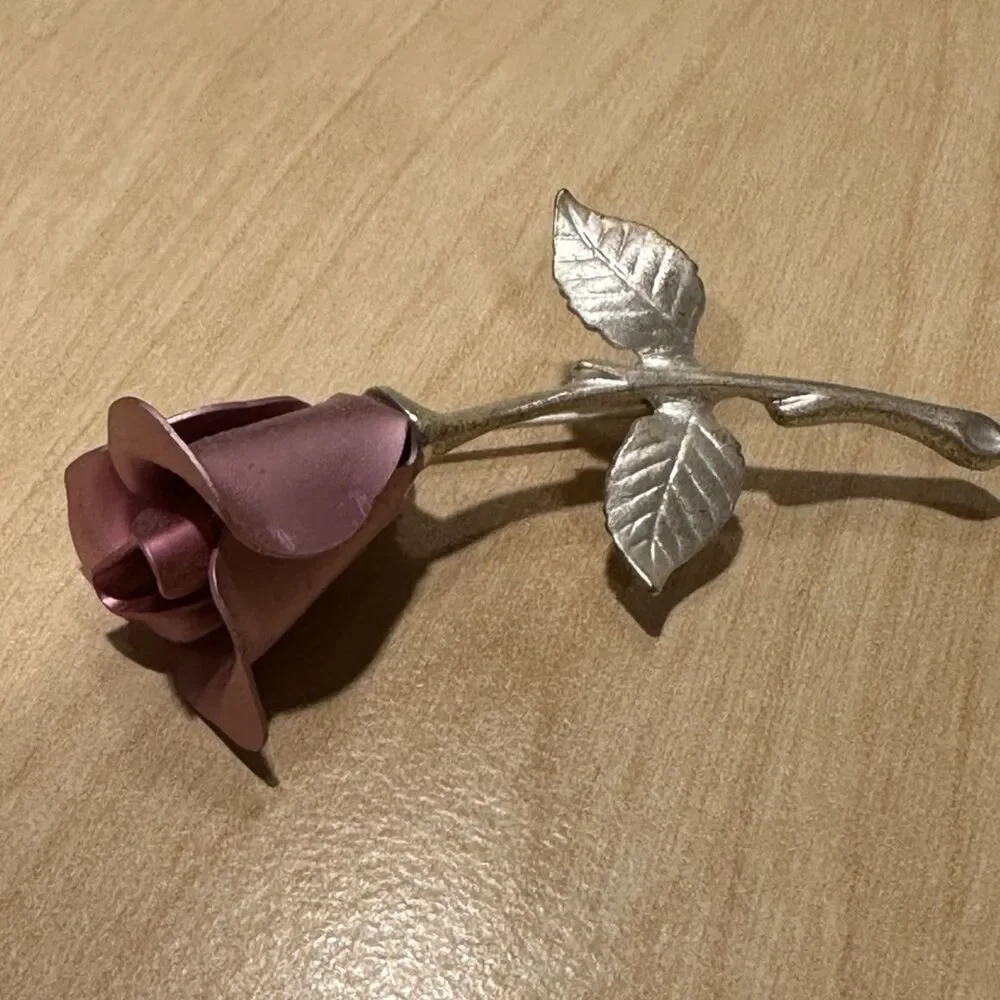 Vintage Avon Pink Enamel Rose Brooch Pin Silver Tone Long Stem Floral